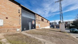 Nave industrial en venta en Santa Rosa - Valdeolleros en Córdoba