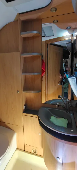 Caravana Burstner Trescento 470 TL 2008