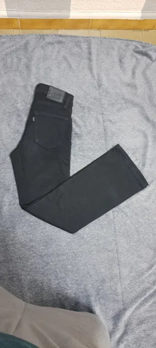 Pantalón Levi's Negro Acampanado w25 L28