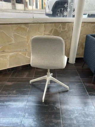 Silla de oficina moderna