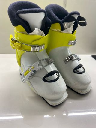 Botas de esquí infantiles blancas y amarillas