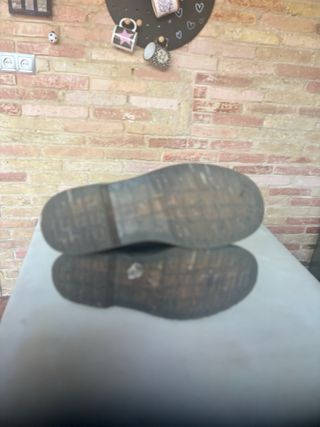 Botas tipo Dr. Martens Negras Talla 41