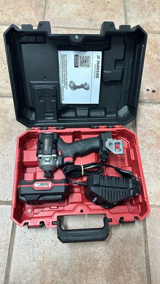Atornilladora de Impacto Performance