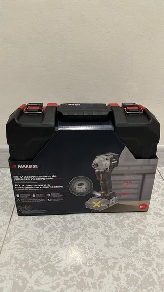 Atornilladora de Impacto Performance