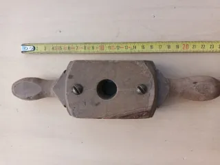 Terraja de madera de carpintero.