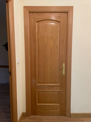 URGE - PUERTAS INTERIORES DE MADERA
