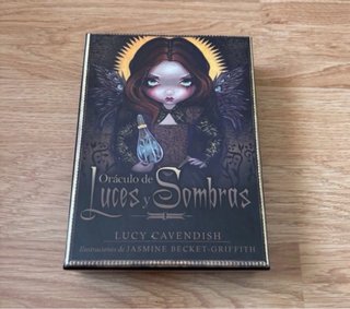 Lote de 2 mazos de cartas preciosos.