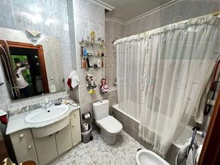 Edificio en venta en Villamuriel de Cerrato