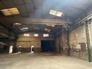 Nave industrial en venta en Palau-solità i Plegamans