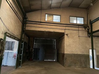 Nave industrial en venta en Palau-solità i Plegamans