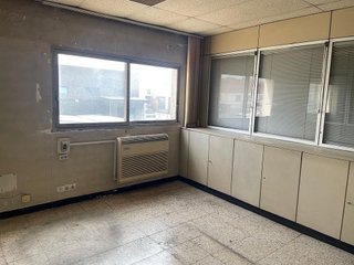 Nave industrial en venta en Palau-solità i Plegamans