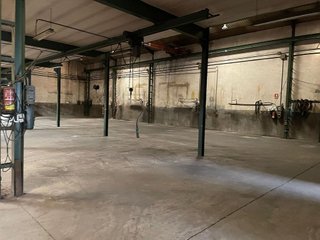 Nave industrial en venta en Palau-solità i Plegamans
