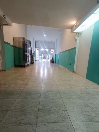 Local comercial en venta en Navas en Barcelona