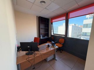 Oficina en alquiler en Simancas en Madrid