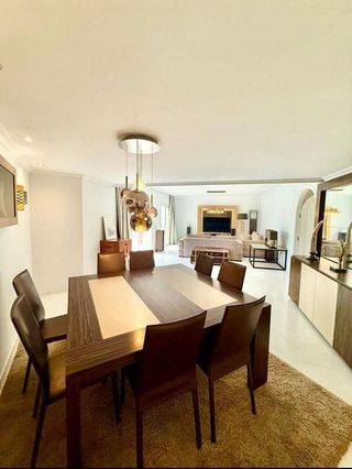 Ático en alquiler en Puerto Banús en Marbella