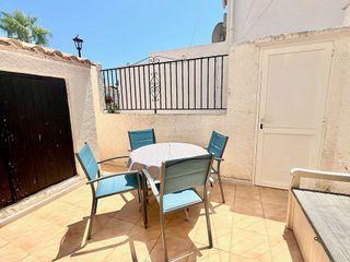 Casa adosada en venta en Nueva Torrevieja - Aguas Nuevas en Torrevieja