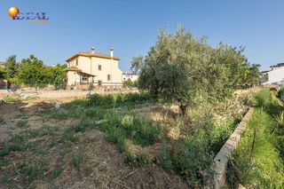 Terreno en venta en Zubia (La)