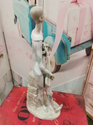 Figura Arlequín Porcelana
