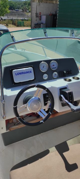 Lancha Sting 485 S 2021 - 30h motor