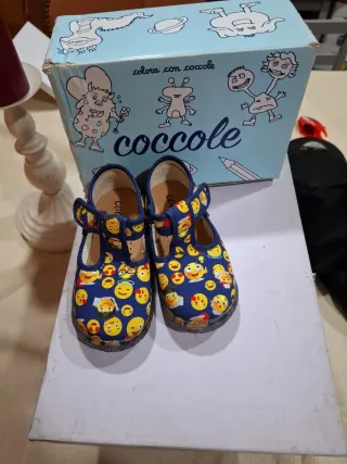 Scarpe bimba Coccòle con emoji
