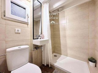 Local comercial en venta en El Raval en Barcelona