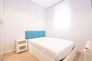 Ático en alquiler en Ibiza en Madrid