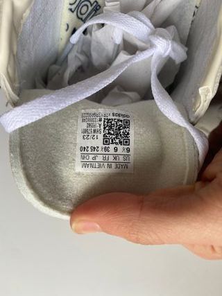 Zapatillas Adidas Spezial Beige y negro 39 1/3