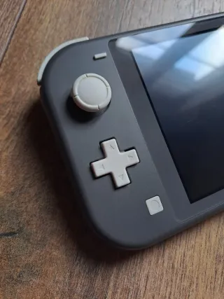 Nintendo Switch Lite