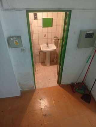 Local comercial en alquiler en Carranque - Haza Cuevas en Málaga