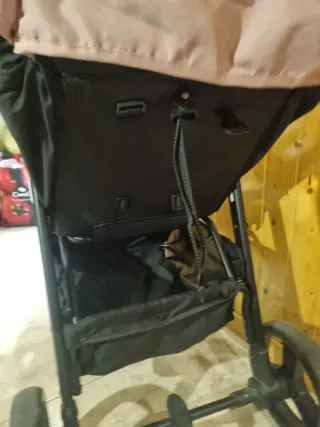 Carro ligero kinderkraft para niñas altas