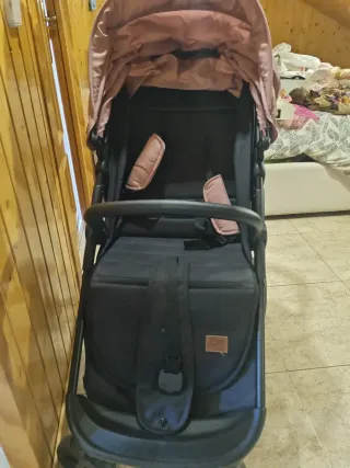 Carro ligero kinderkraft para niñas altas