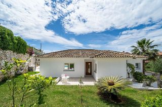 Chalet en alquiler en El Faro de Calaburra - Chaparral en Mijas