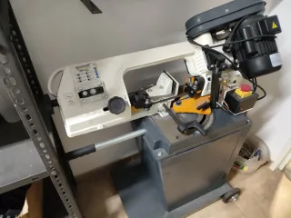 Máquina de corte de hierro