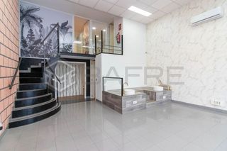 Local comercial en venta en Valdebebas - Valdefuentes en Madrid