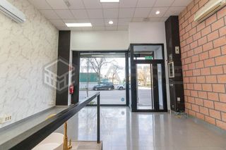 Local comercial en venta en Valdebebas - Valdefuentes en Madrid