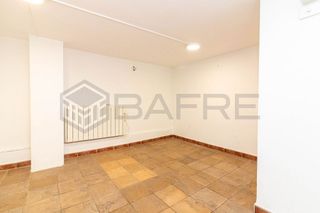 Local comercial en venta en Valdebebas - Valdefuentes en Madrid