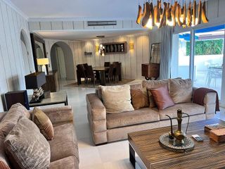 Ático en alquiler en Puerto Banús en Marbella