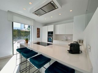 Chalet en alquiler en Paraíso - Atalaya- Benamara en Estepona