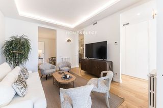 Piso en alquiler en Jerónimos en Madrid