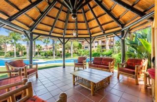 Piso en alquiler en Puerto Banús en Marbella