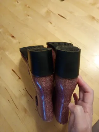 Botas Bimba y Lola Morado y brillantina