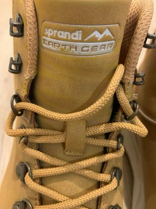 Botas de montaña Sprandi talla 38