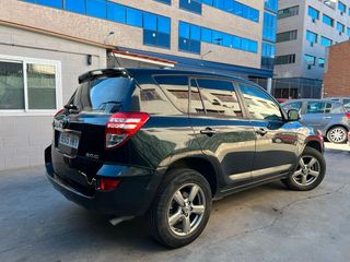 Toyota RAV4 2012