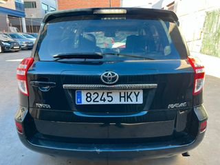 Toyota RAV4 2012