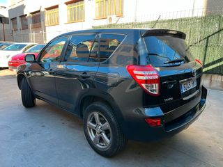 Toyota RAV4 2012