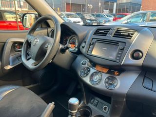 Toyota RAV4 2012