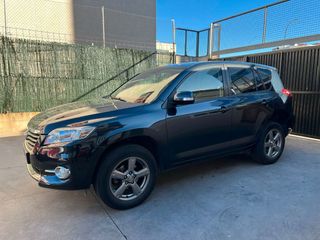 Toyota RAV4 2012