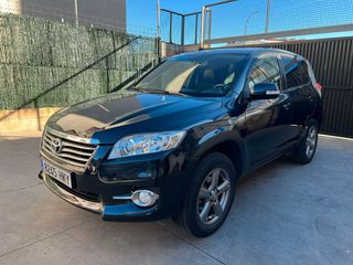 Toyota RAV4 2012