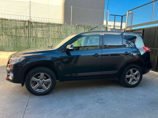 Toyota RAV4 2012