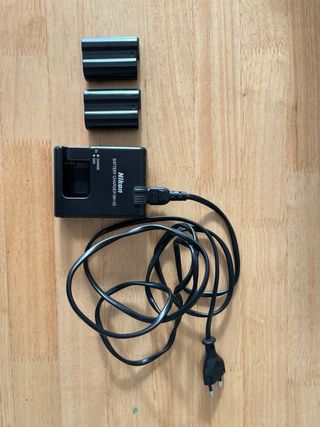 Nikon D7000 + objetivo 18-105mm